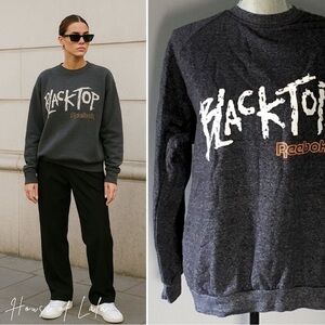 Vintage 90s Reebok sweater sweatshirt. Grey boyfriend pullover crew neck. Medium